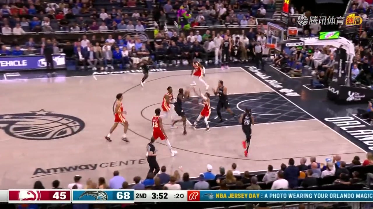 比文班亞馬如何？波爾-波爾持球一條龍反擊轉(zhuǎn)身過人暴扣