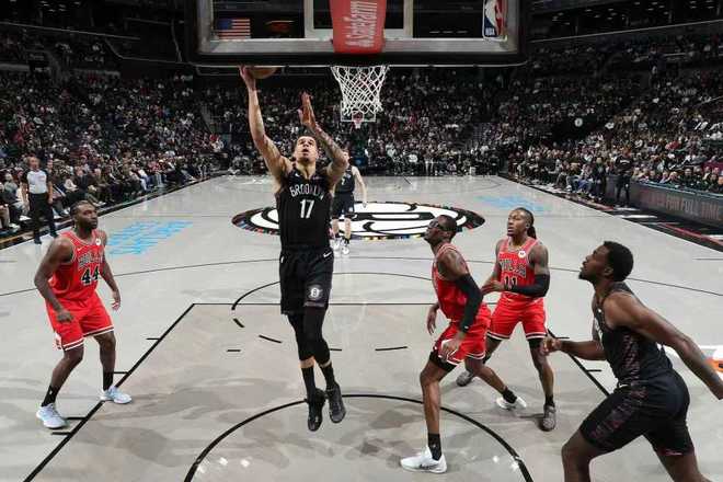 波特26+7準絕殺！籃網(wǎng)拒20分逆轉(zhuǎn)險勝公牛 武切維奇丟絕平三分