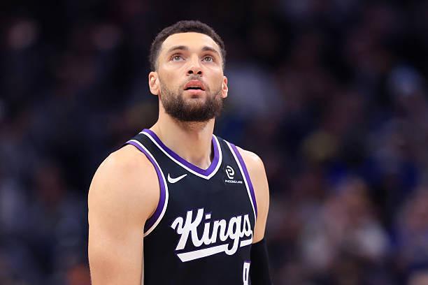 賽季報銷！拉文將接受右手小指肌腱手術(shù) 今夏大概率執(zhí)行球員選項