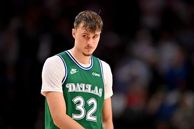 獨(dú)行俠官宣弗拉格缺席新秀賽！對(duì)陣太陽扭傷左腳 明日無緣戰(zhàn)湖人